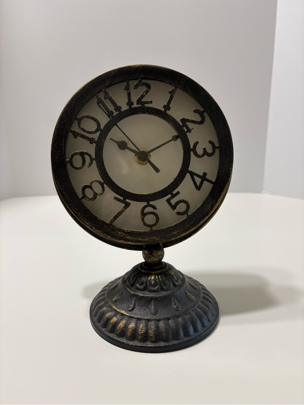 T.J.Maxx Round Bronze Table Clock with antique gold hands and weathered look